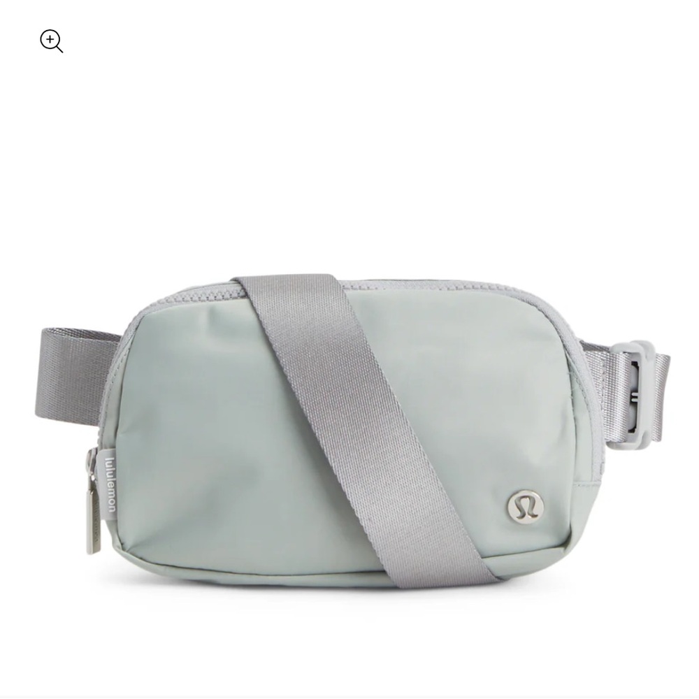 COPY - Lululemon everywhere belt bag 1L (grey)